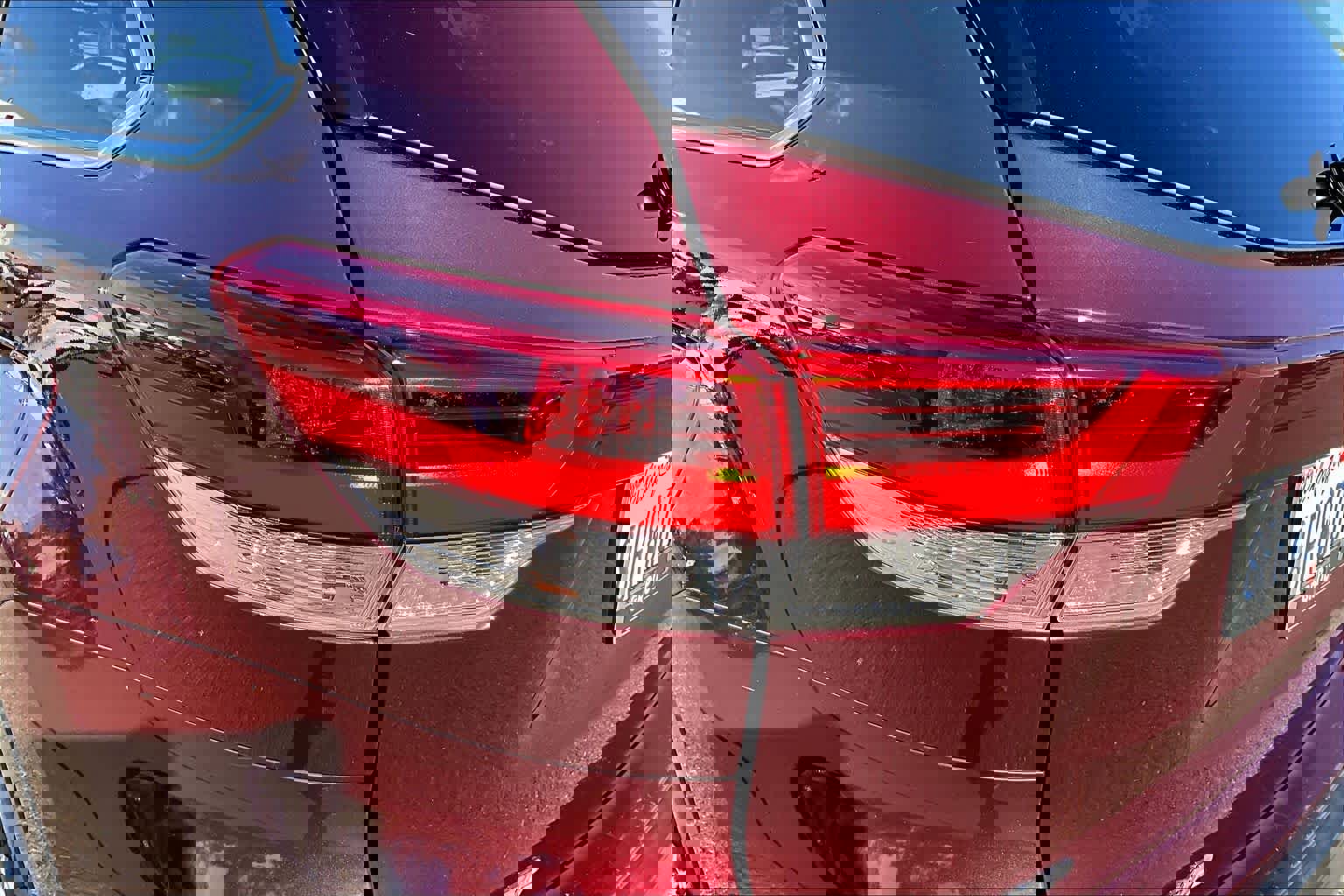 Used 2018 Toyota Highlander XLE image 28