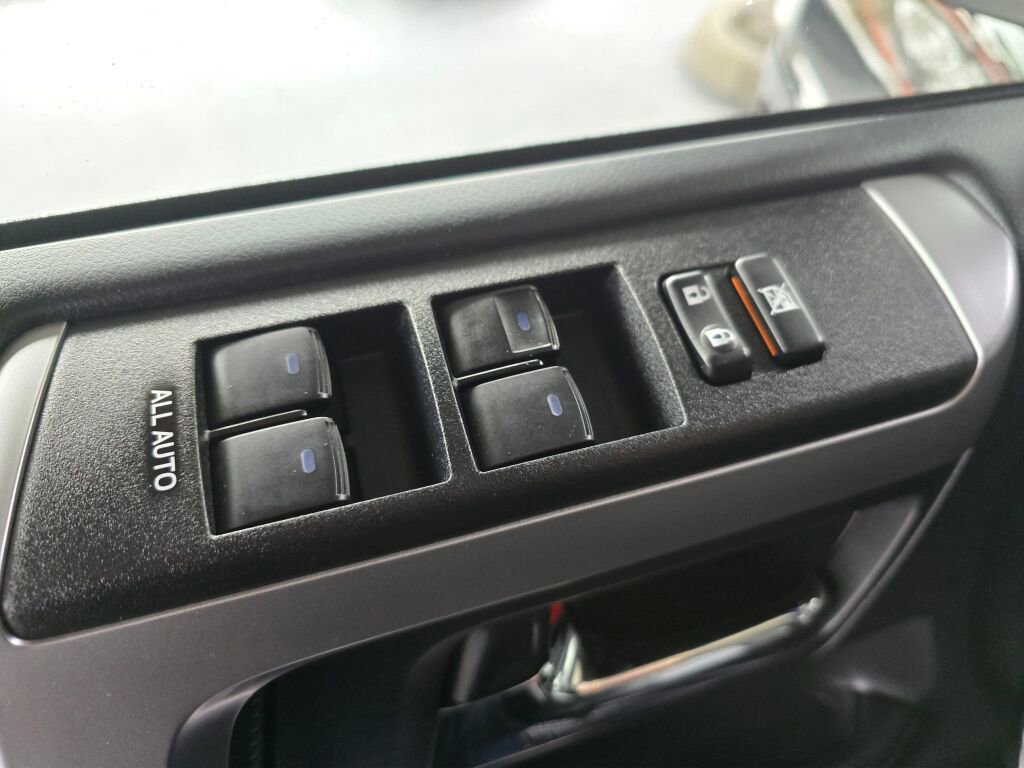 Used 2024 Toyota 4Runner SR5 Premium w/ Moonroof Package AWD/4WD image 26