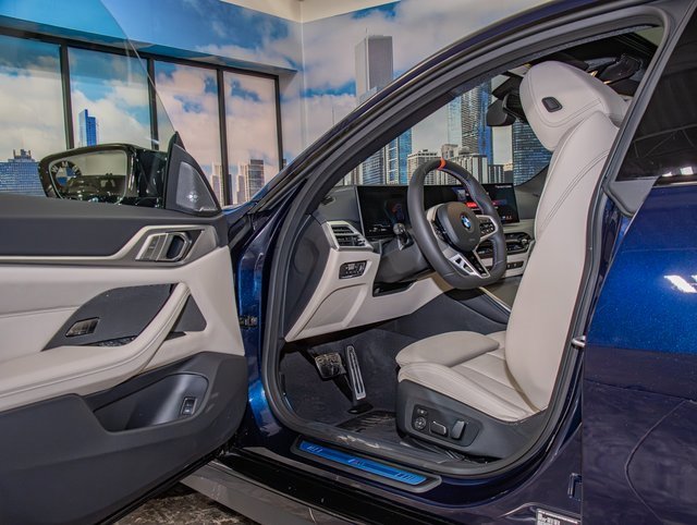 New 2026 BMW 440i xDrive M440i xDrive w/ Premium Package image 13