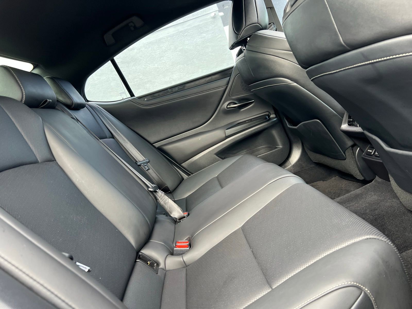 Used 2020 Lexus ES 350 F Sport w/ Accessory Package image 53