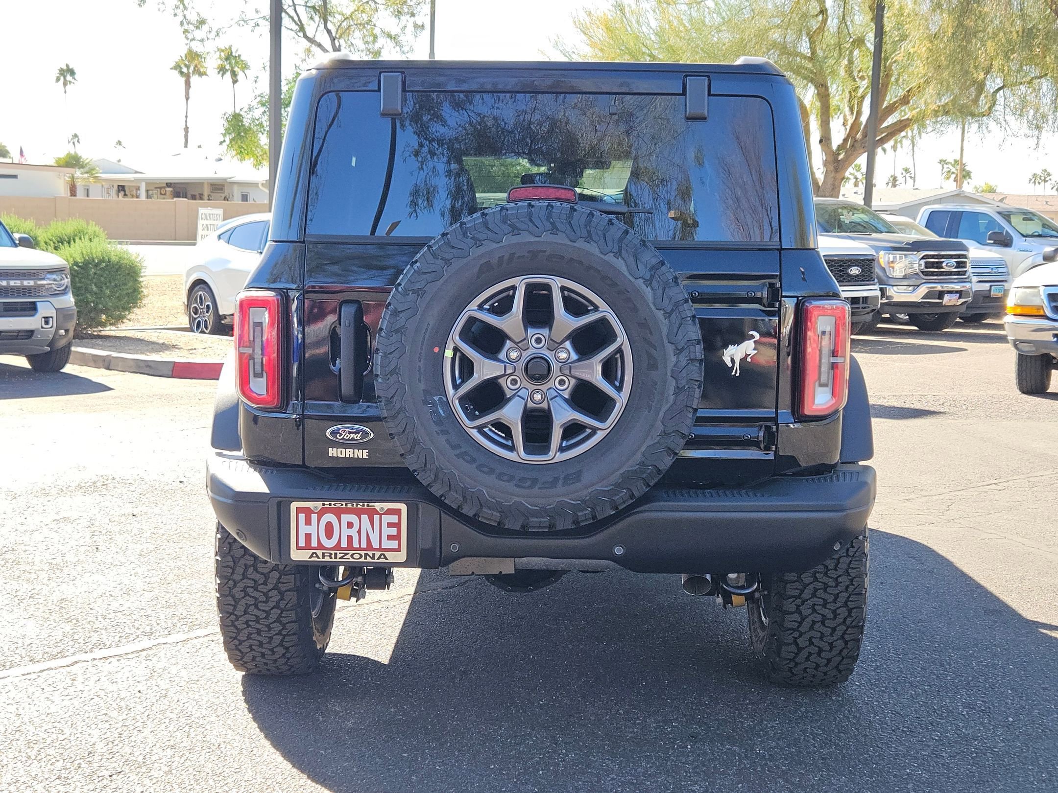 New 2025 Ford Bronco Badlands image 3