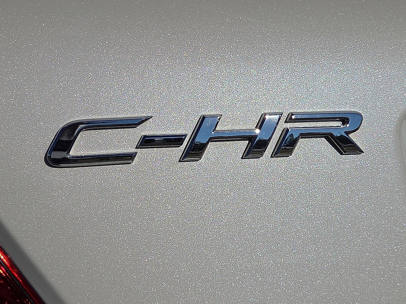 Used 2019 Toyota C-HR LE FWD image 8