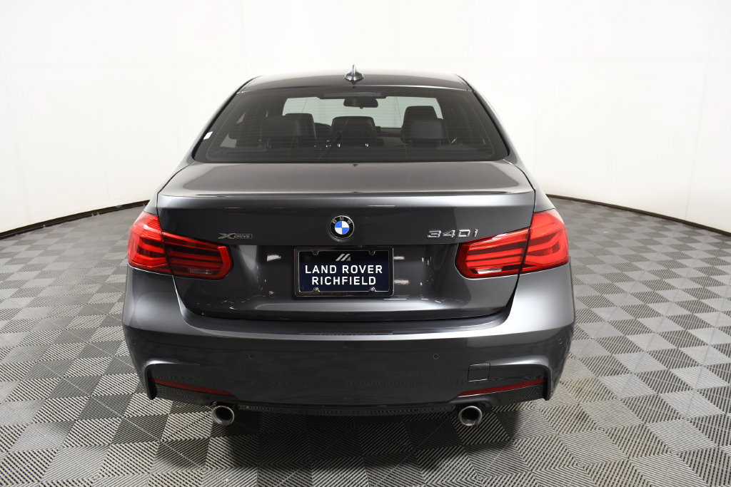 Used 2018 BMW 340i xDrive Sedan AWD/4WD image 5