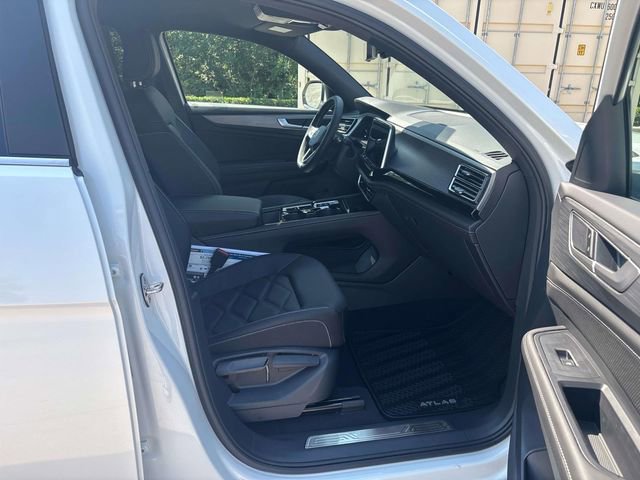 New 2026 Volkswagen Atlas Cross Sport SE image 22
