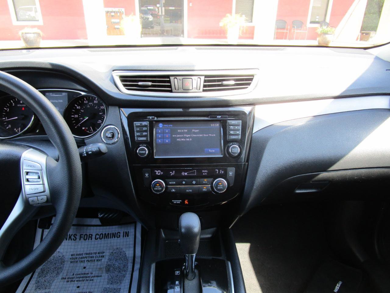Used 2015 Nissan Rogue SV w/ SV Premium Package FWD image 7