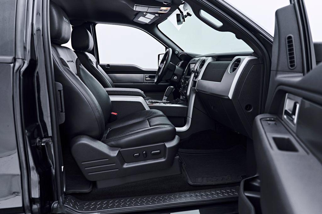 Used 2013 Ford F150 Raptor w/ Luxury Equipment Group AWD/4WD image 32