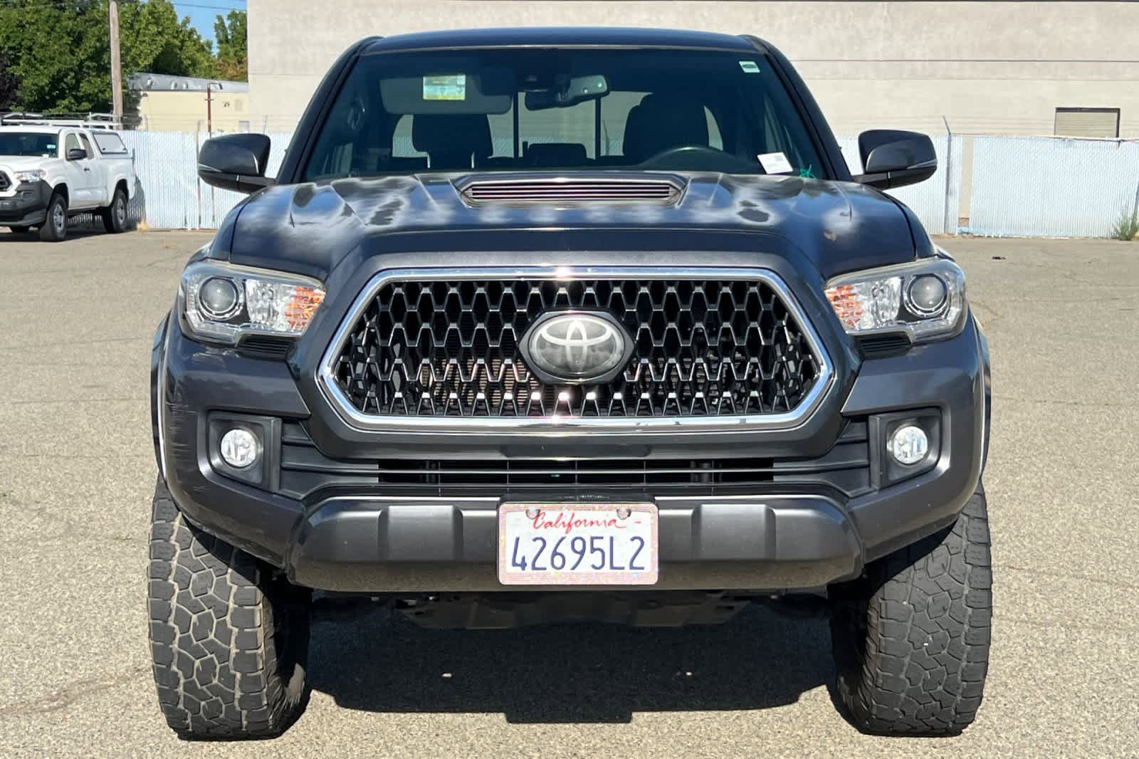 Used 2018 Toyota Tacoma TRD Sport w/ Technology Package AWD/4WD video 2