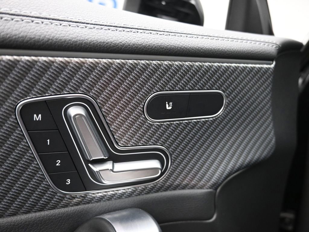 Used 2024 Mercedes-Benz CLA 250 CLA 250 image 17