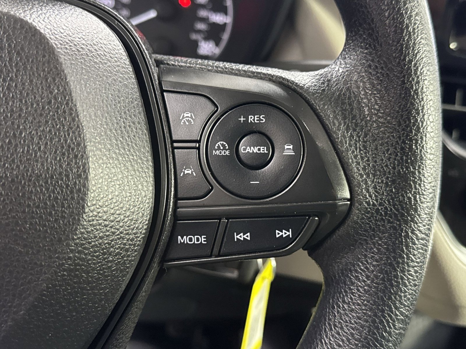 Used 2024 Toyota Corolla LE image 34