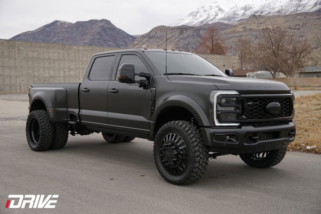 Used 2026 Ford F450 Platinum image 1