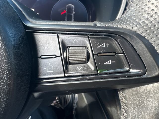 Used 2024 Alfa Romeo Stelvio Ti w/ Active Assist Plus Package image 33