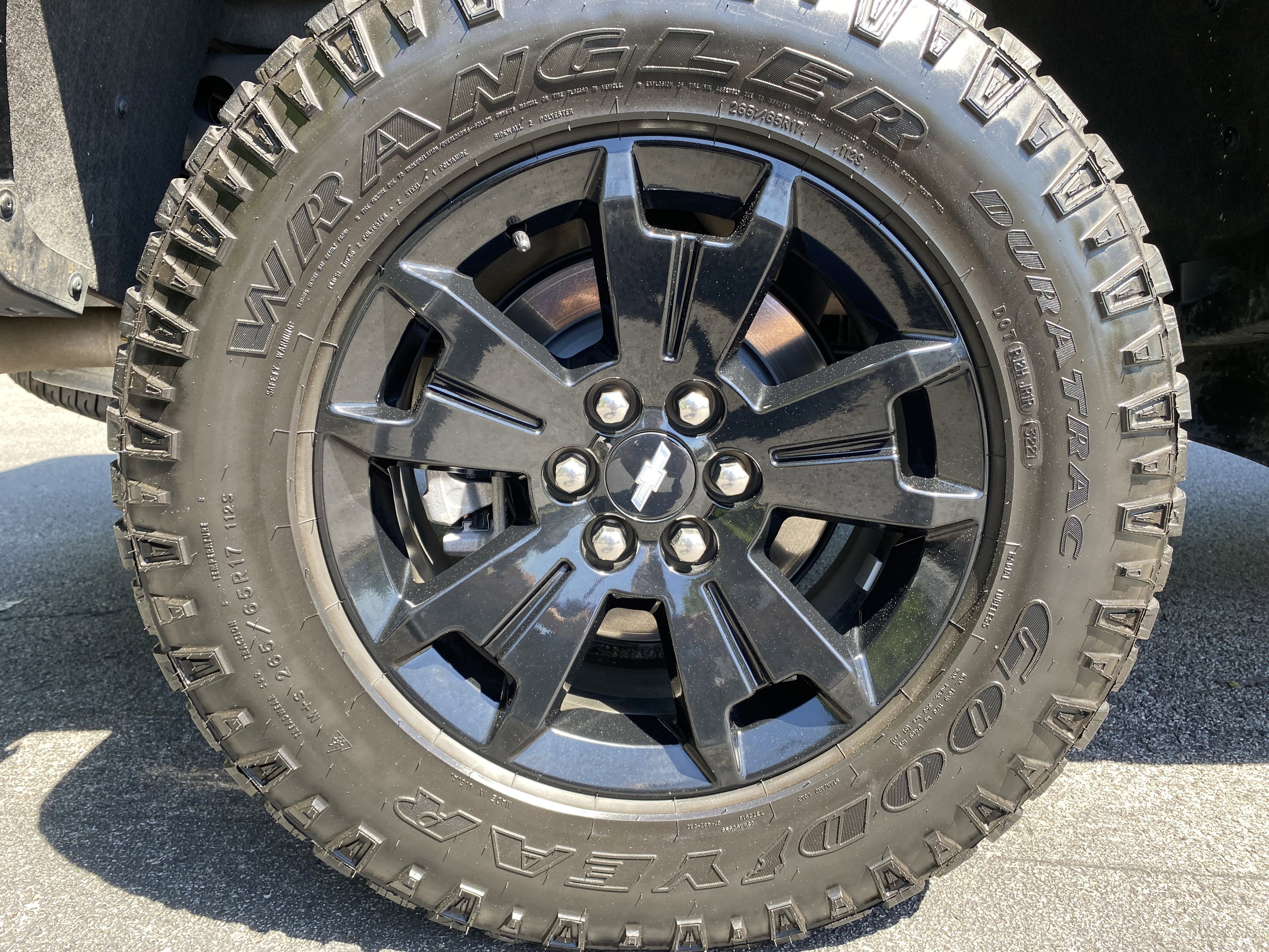 Used 2022 Chevrolet Colorado LT w/ Luxury Package RWD image 41