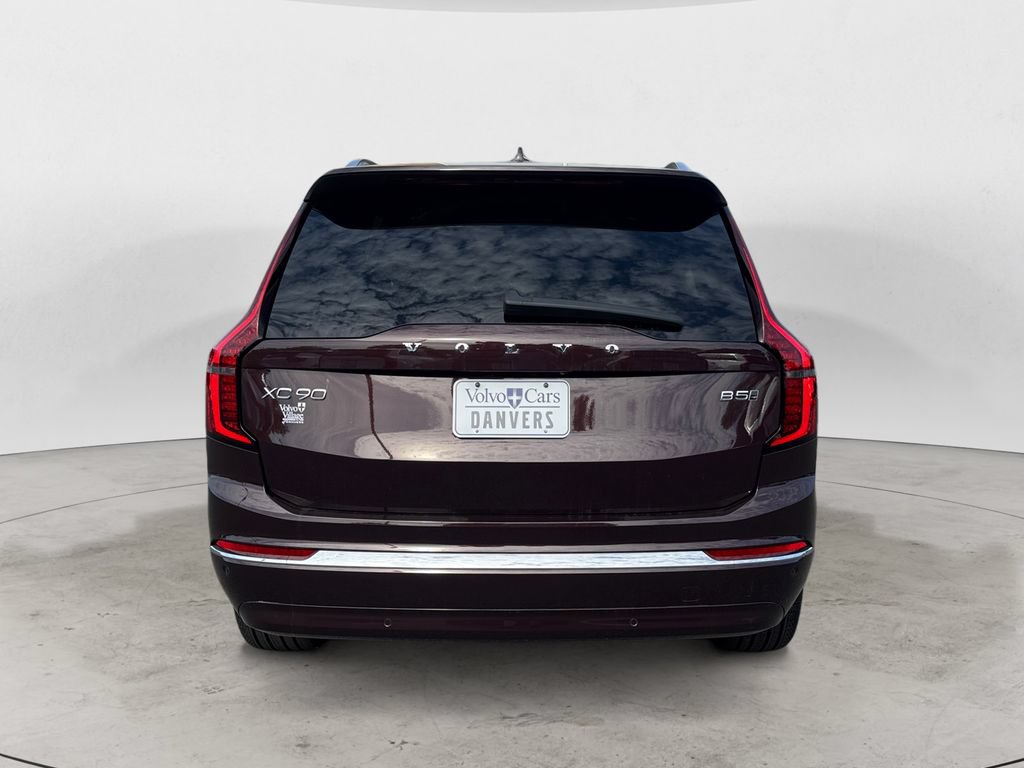 Certified 2025 Volvo XC90 B5 Core AWD/4WD image 5