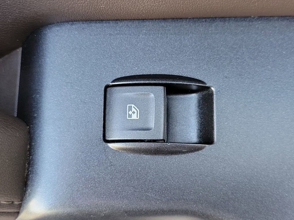 Used 2019 Chevrolet Tahoe LT RWD image 20