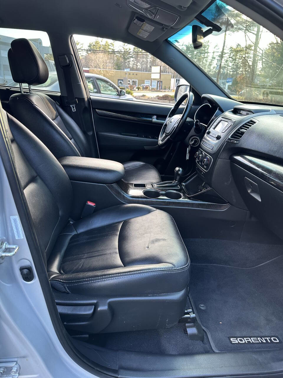 Used 2015 Kia Sorento LX AWD/4WD image 24