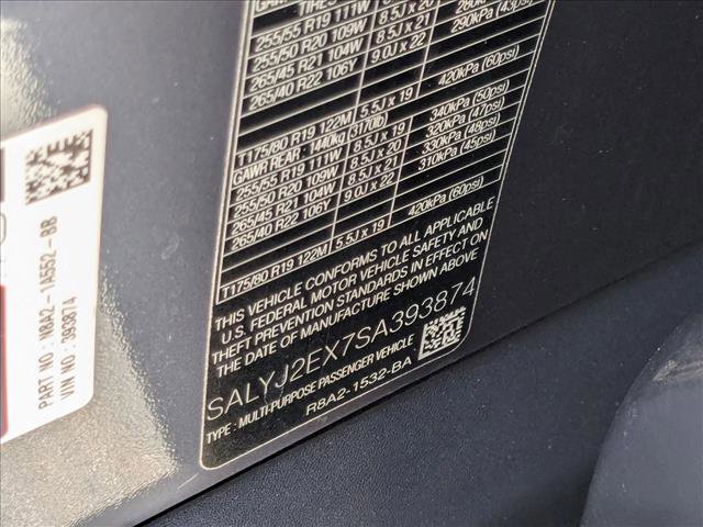 Certified 2025 Land Rover Range Rover Velar S image 28