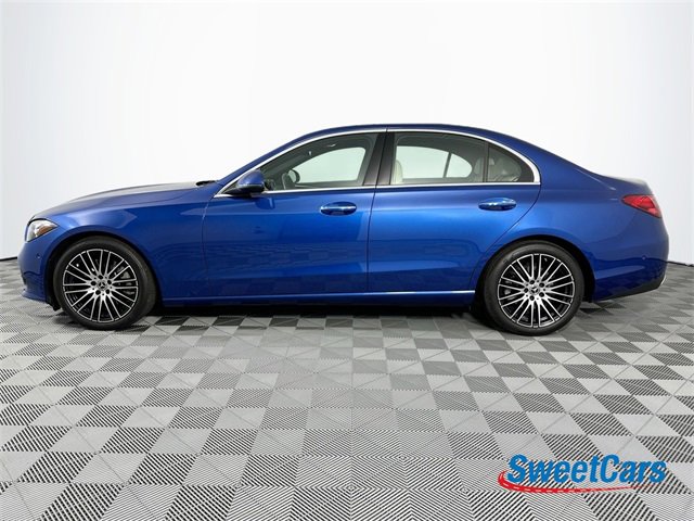 Used 2024 Mercedes-Benz C 300 4MATIC Sedan image 4
