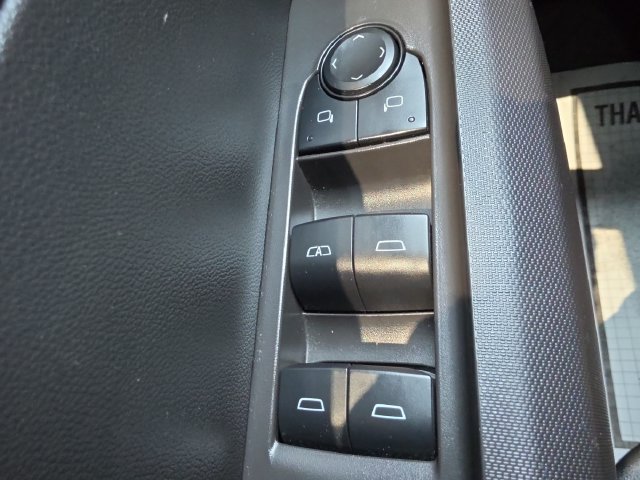 Used 2025 Chevrolet Colorado Trail Boss AWD/4WD image 30