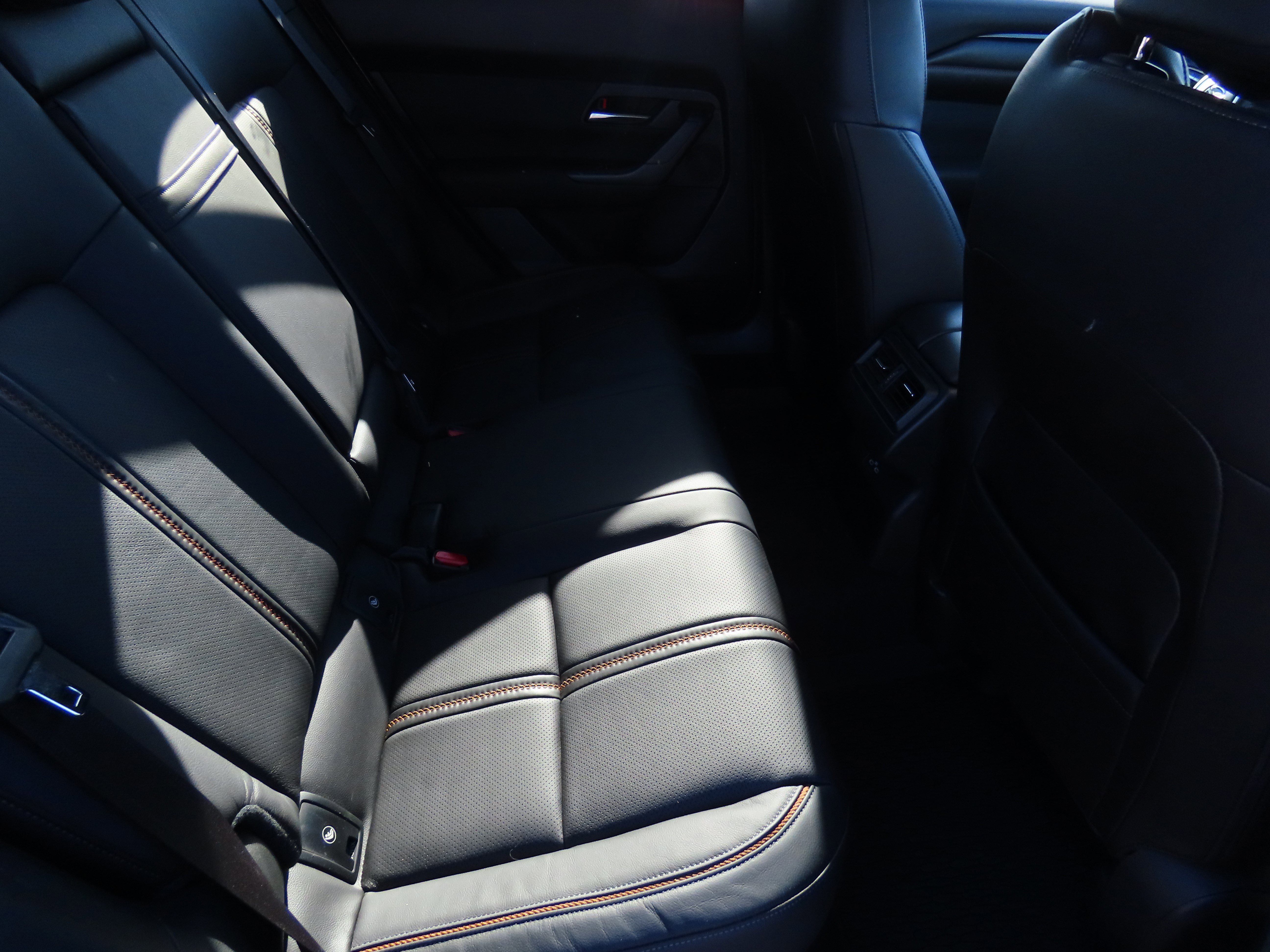 Used 2025 MAZDA CX-50 AWD 2.5 S w/ Premium Plus Pkg image 14