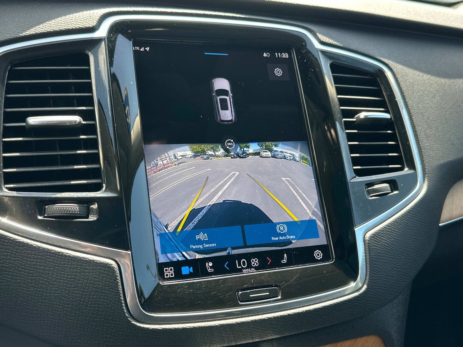 Certified 2023 Volvo XC90 T8 Plus image 13