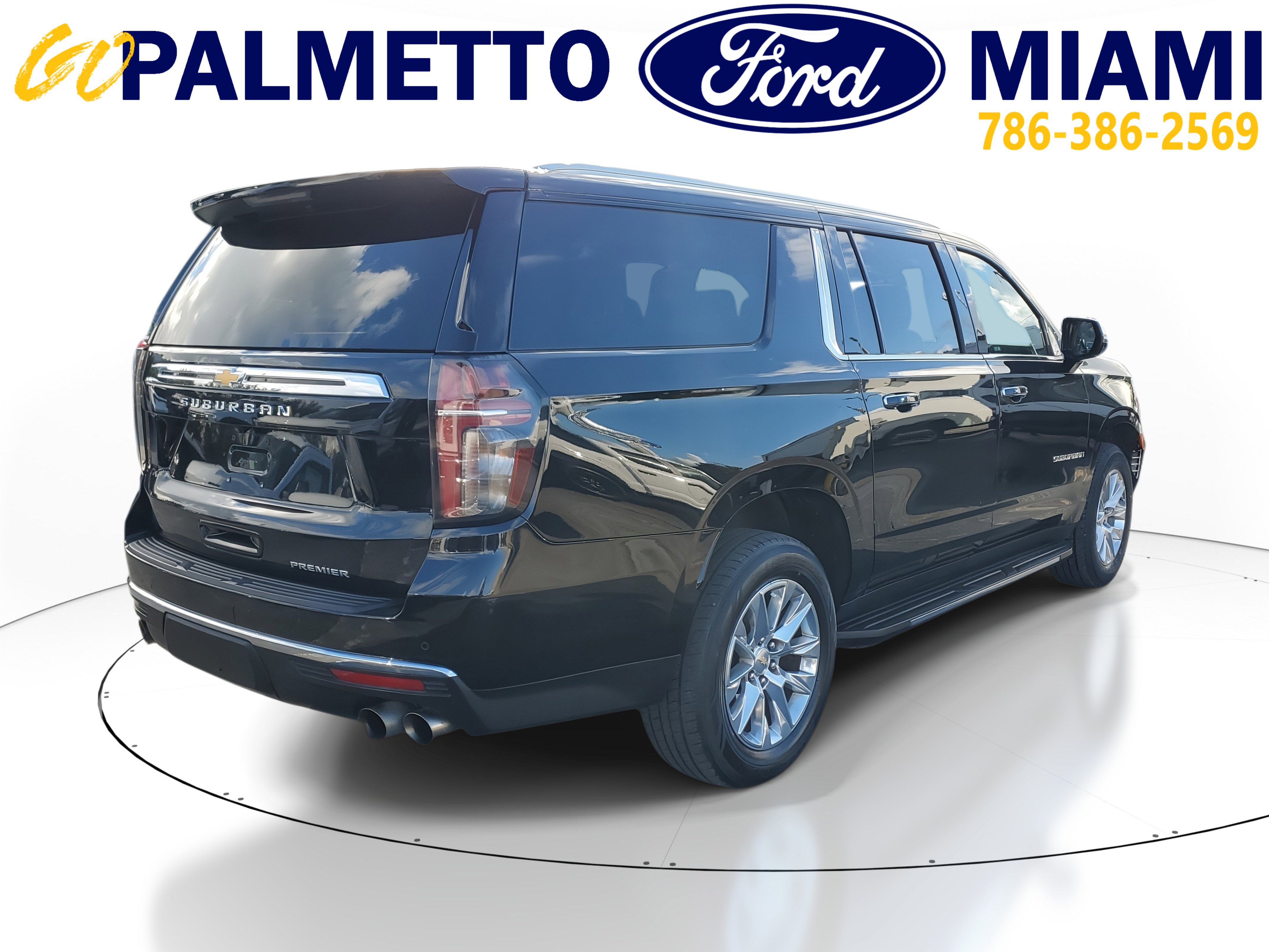 Used 2023 Chevrolet Suburban Premier image 6