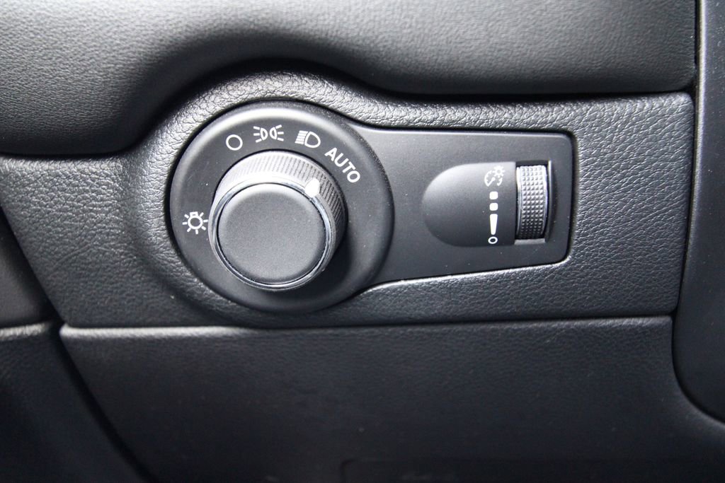 Used 2024 Dodge Durango GT image 23