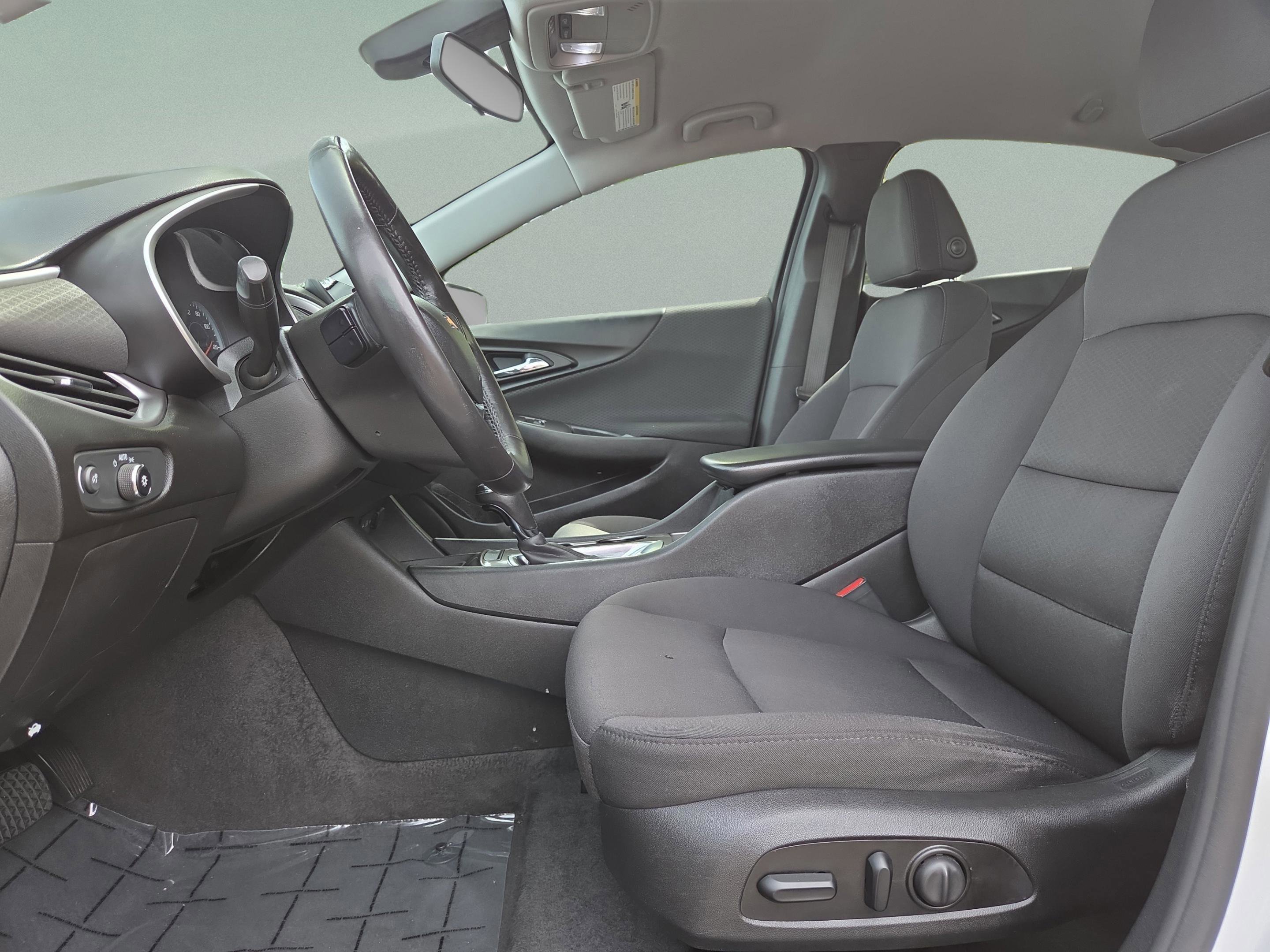 Used 2020 Chevrolet Malibu RS image 25