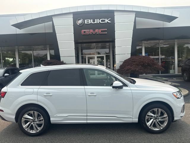 Used 2023 Audi Q7 3.0T Premium Plus AWD/4WD image 27