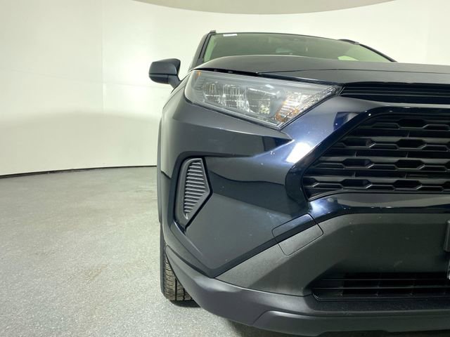 Used 2021 Toyota RAV4 LE image 27
