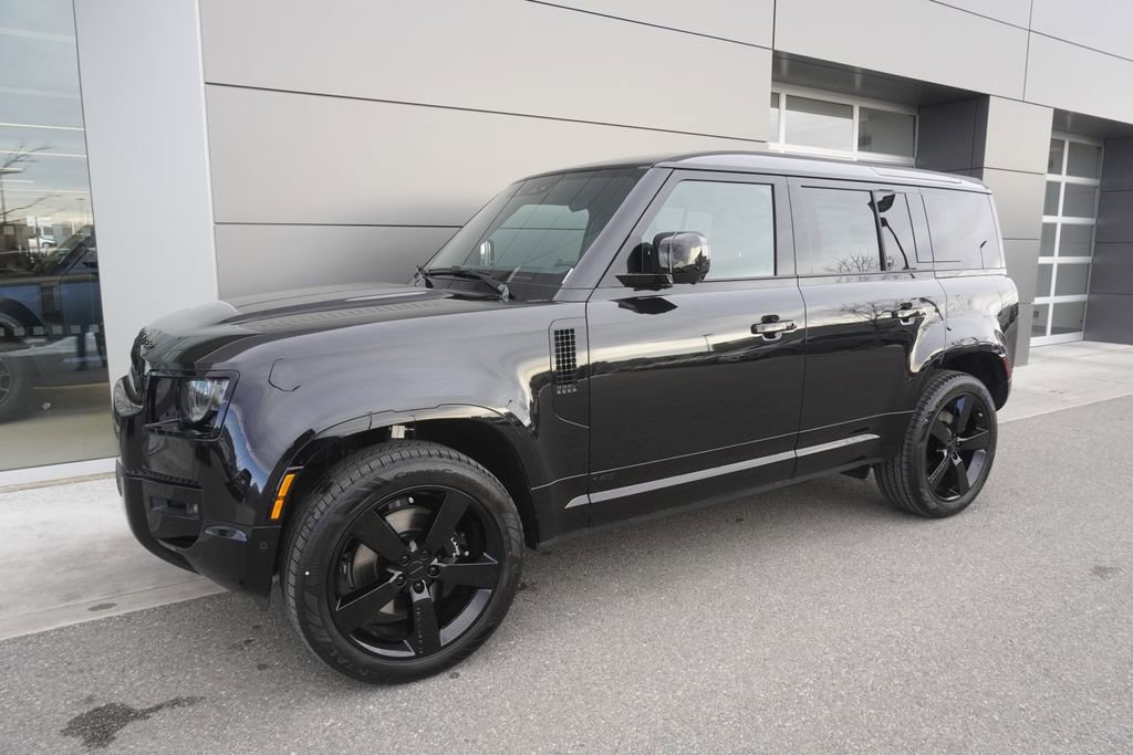 New 2026 Land Rover Defender 110 V8 image 3