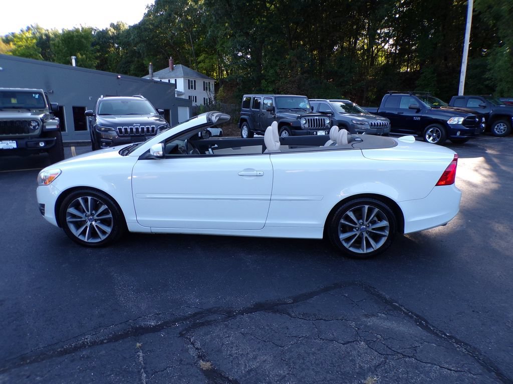 Used 2012 Volvo C70 T5 FWD image 13