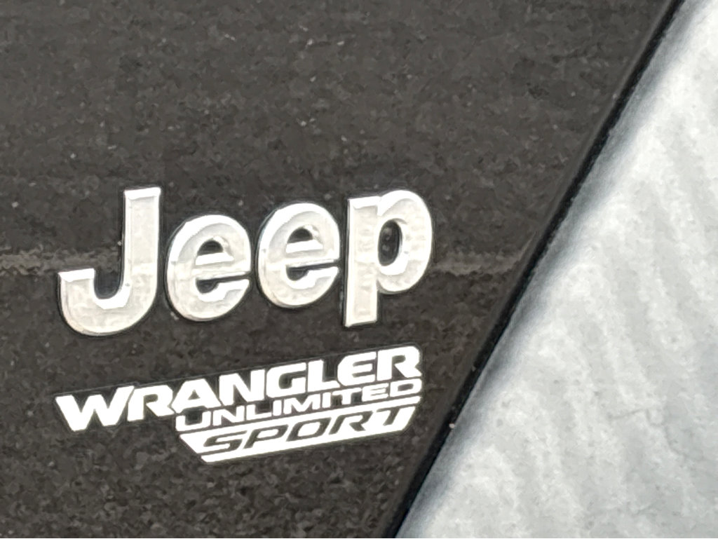 Used 2018 Jeep Wrangler Unlimited Sport image 21