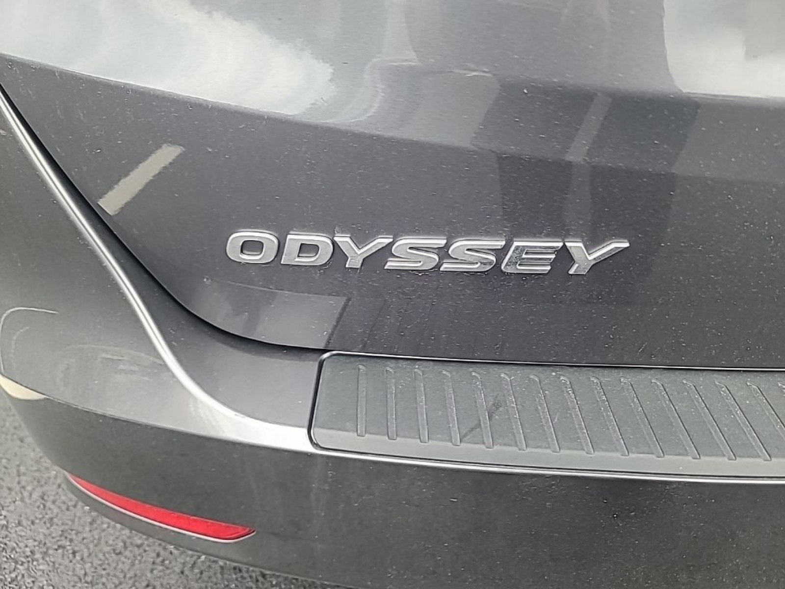 Certified 2024 Honda Odyssey EX-L image 4