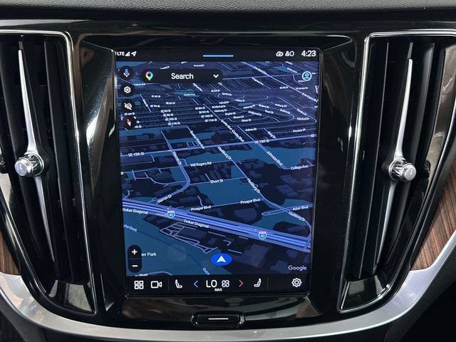 Used 2023 Volvo S60 T8 Plus AWD/4WD image 14