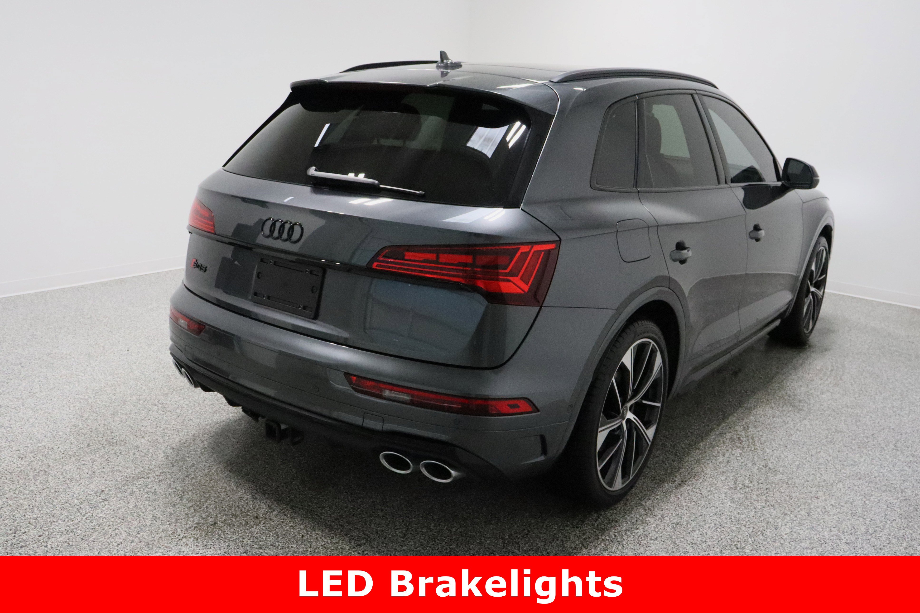 Used 2024 Audi SQ5 Prestige image 7