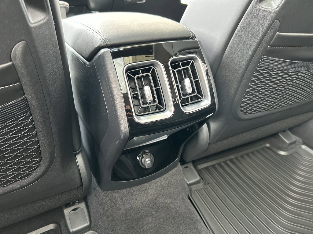 New 2026 Kia Sorento AWD image 17
