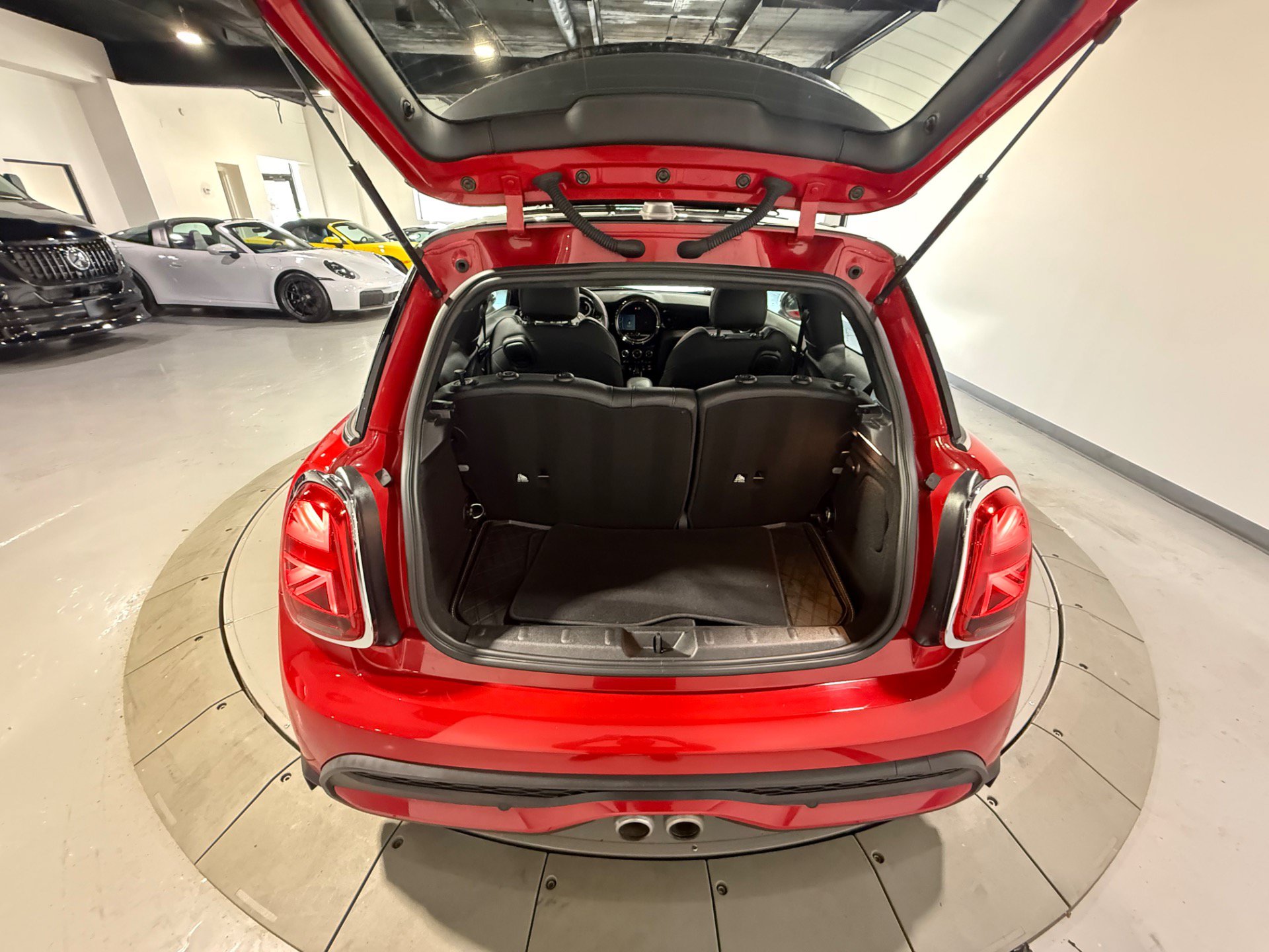 Used 2023 MINI Cooper S FWD image 15