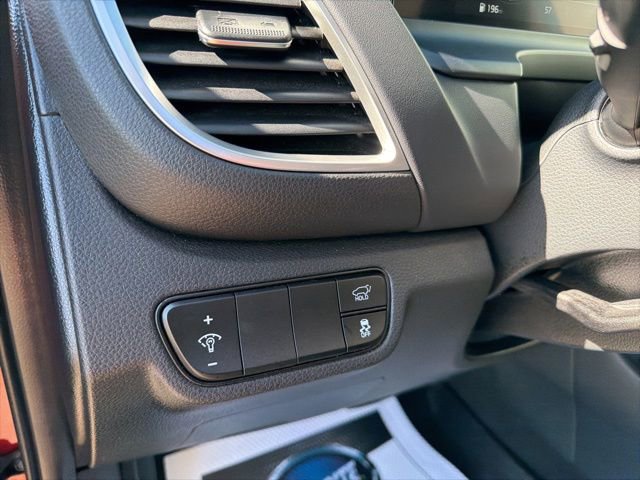 Used 2025 Kia Seltos SX w/ SX Sunroof Package image 29