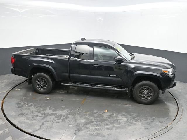 Used 2018 Toyota Tacoma SR5 image 33
