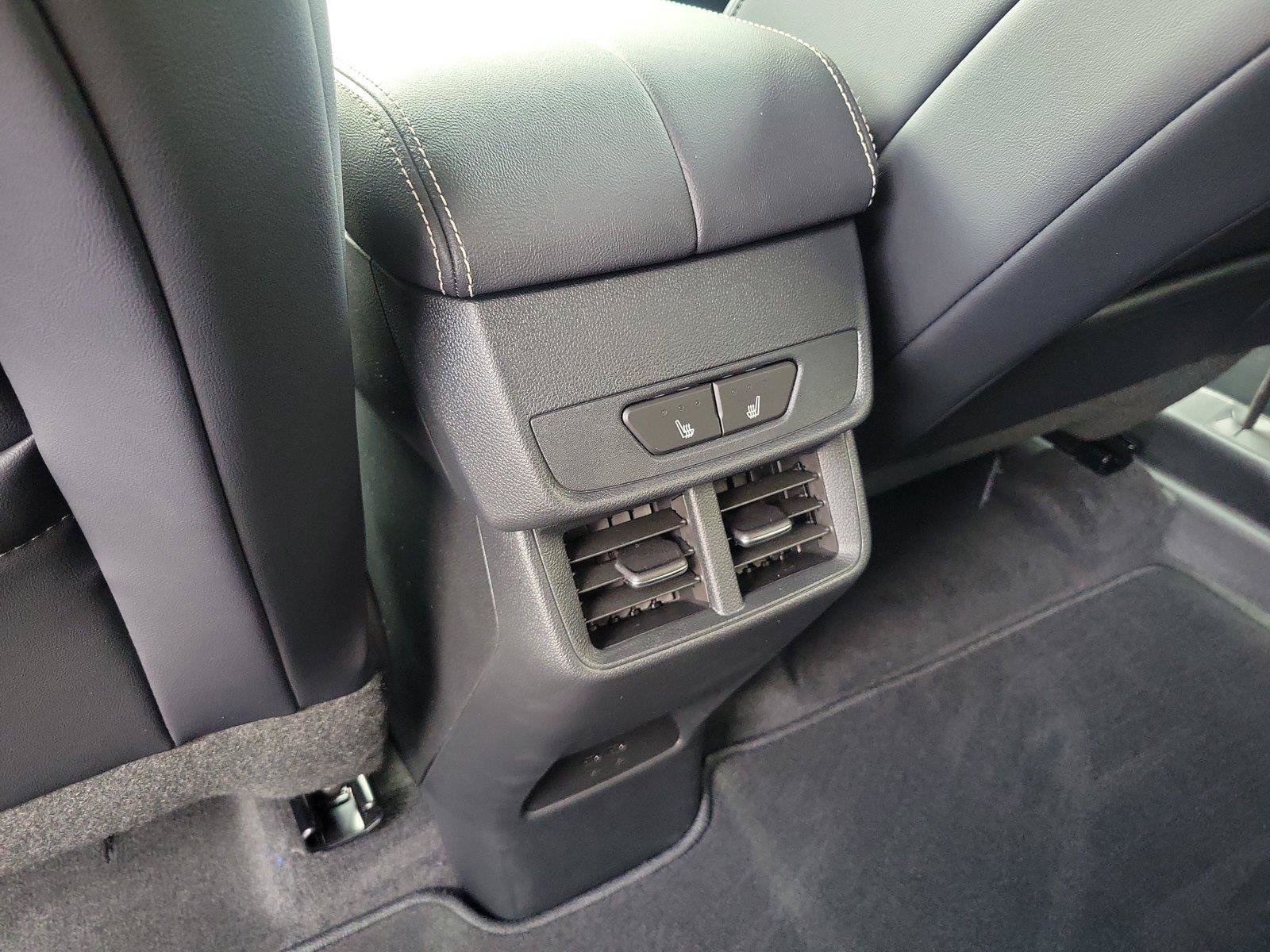 New 2027 GMC Terrain Elevation w/ Elevation Premium Package FWD image 12