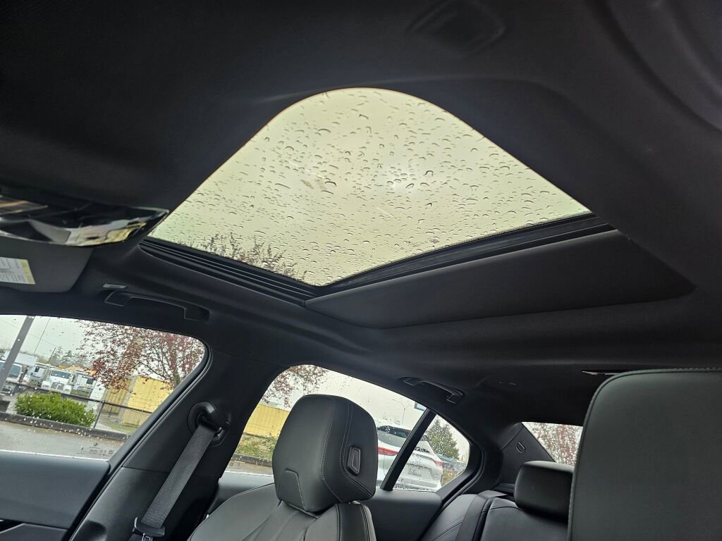 Used 2026 BMW 530i xDrive w/ Premium Package image 26