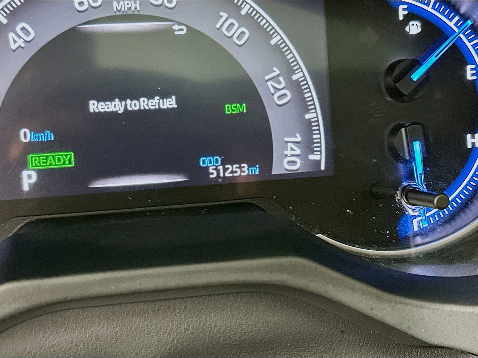 Used 2024 Toyota RAV4 XLE w/ Convenience Package image 13