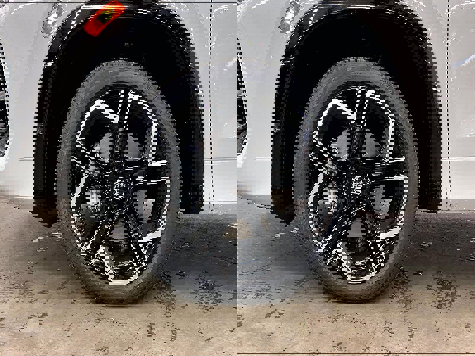 New 2026 Volkswagen Tiguan SEL R-Line image 14