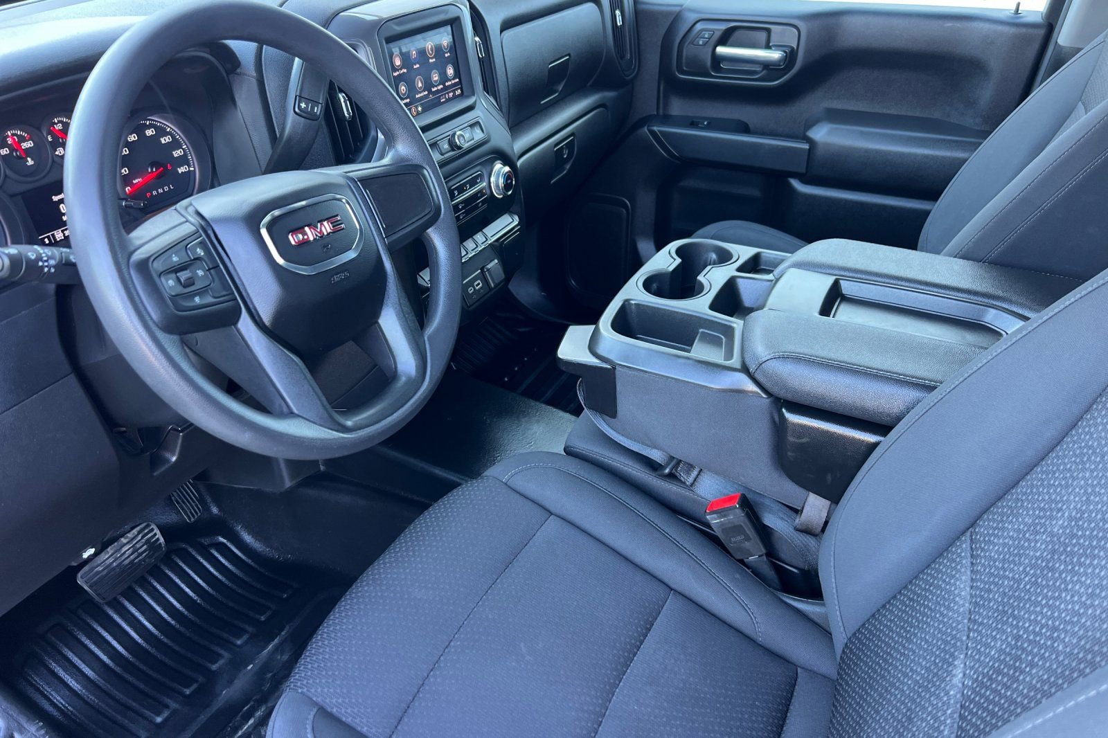 Used 2024 GMC Sierra 1500 Pro w/ Pro Value Package image 11