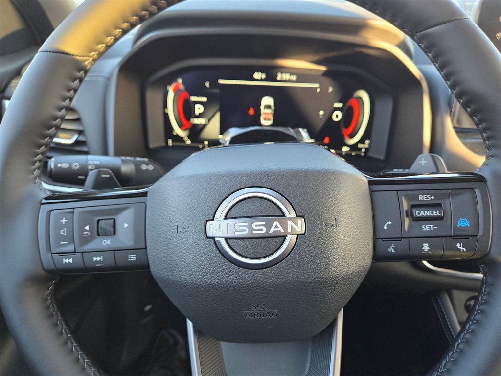 New 2025 Nissan Rogue Platinum w/ Platinum Premium Package image 11