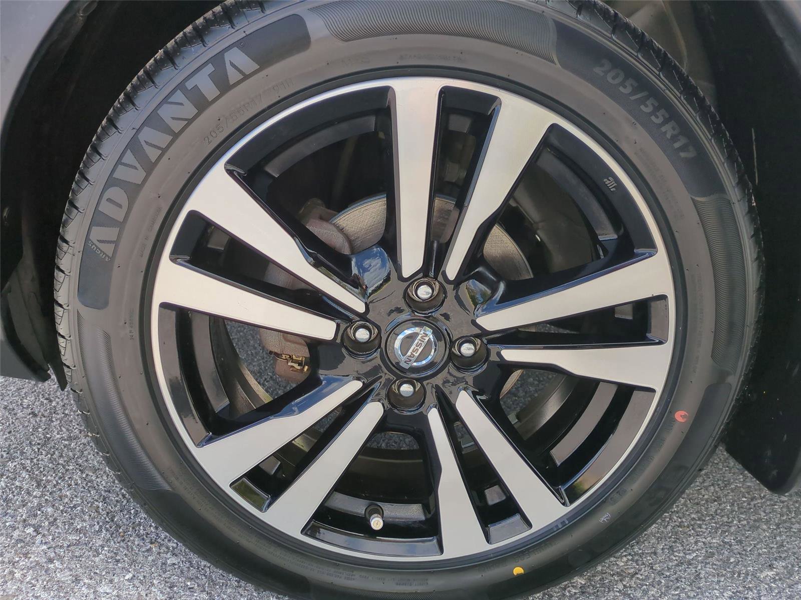 Used 2018 Nissan Kicks SV w/ Exterior Package image 21