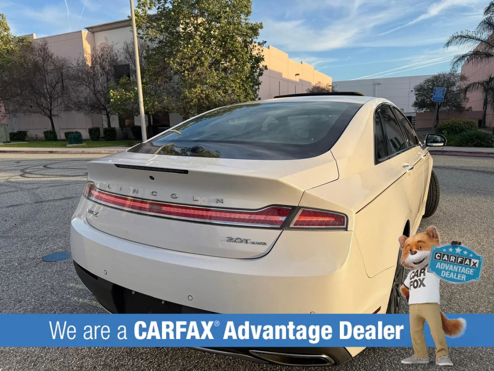 Used 2017 Lincoln MKZ Reserve AWD/4WD image 4