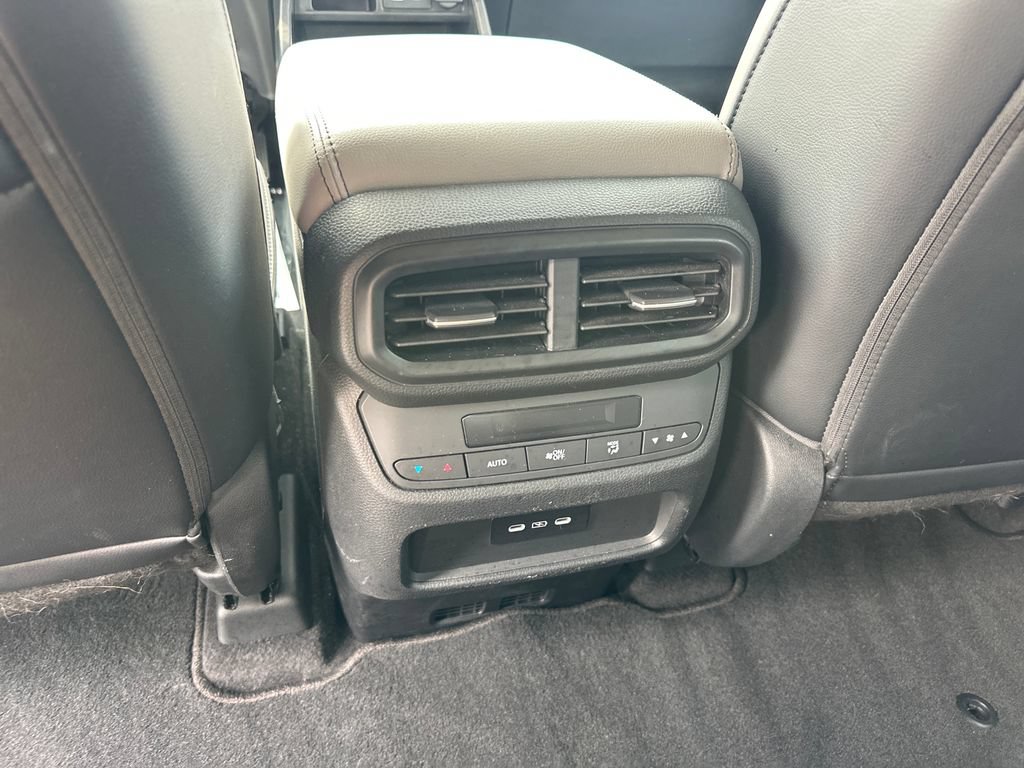 Used 2024 Honda Pilot EX-L image 15