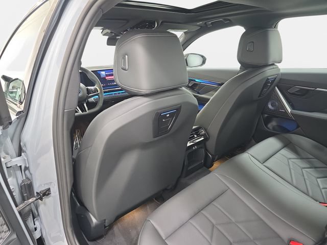 Used 2024 BMW i5 M60 w/ Premium Package AWD/4WD image 10