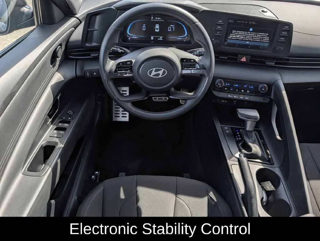 Used 2026 Hyundai Elantra Sport FWD image 12